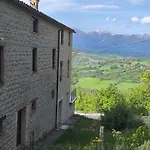 Graziesole Mattone Upstairs E Downstairs Farm stay