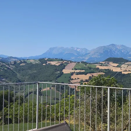 Graziesole Mattone Upstairs E Downstairs * Penna San Giovanni