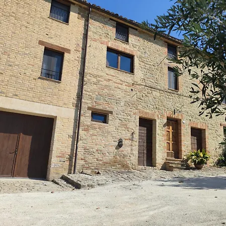 Κατάλυμα σε φάρμα Graziesole Mattone Upstairs E Downstairs Penna San Giovanni