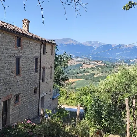 Κατάλυμα σε φάρμα Graziesole Mattone Upstairs E Downstairs Penna San Giovanni