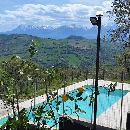 Graziesole Mattone Upstairs E Downstairs *