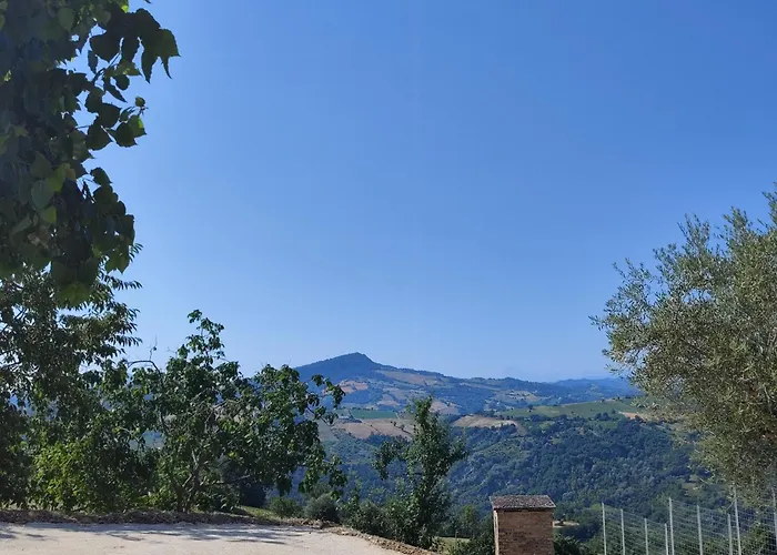 Graziesole Mattone Upstairs E Downstairs Penna San Giovanni