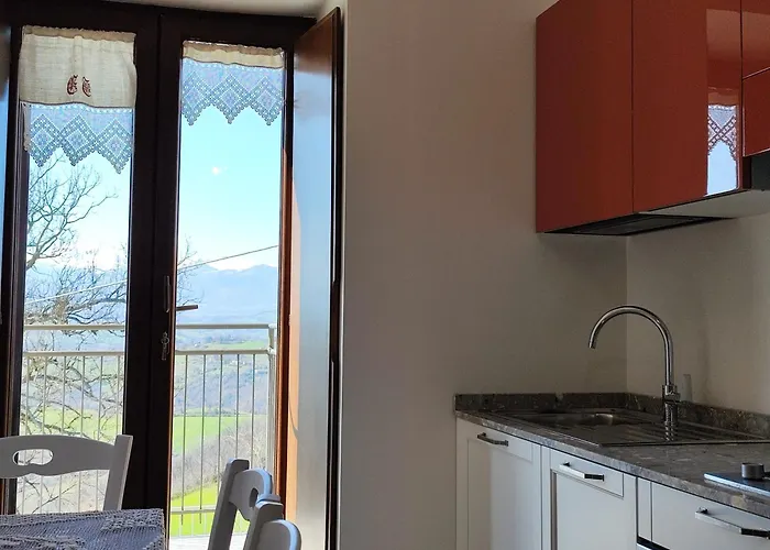 Graziesole Mattone Upstairs E Downstairs *